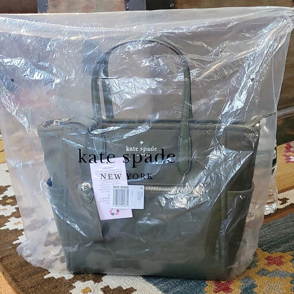 Kate Spade Chelsea Medium Nylon Satchel Crossbody Bag Enchanted Green - Picture 8 of 10